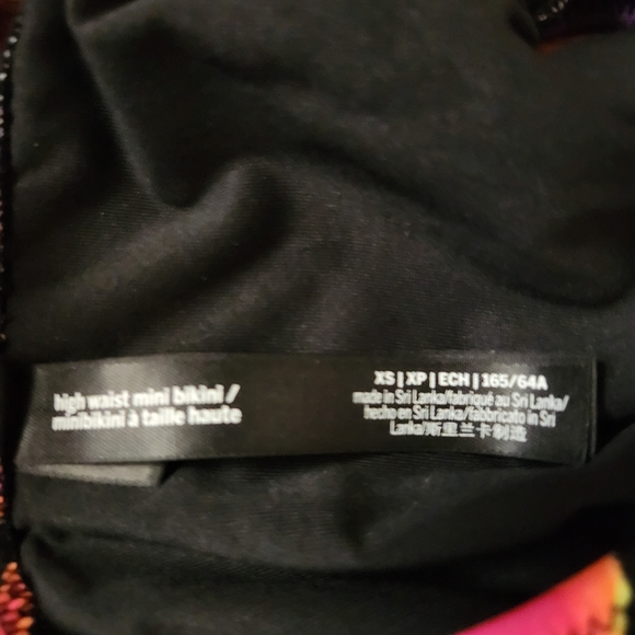 Pink Victoria Secrets 2 PC  bathing suit NWOT - Picture 4 of 7